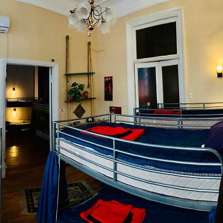 Lilus Hostel Batumi Eksteriør bilde